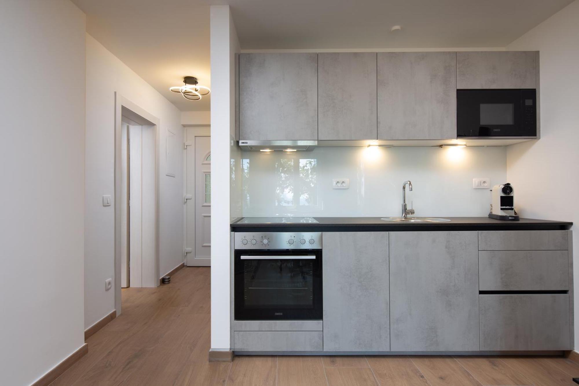 Azureo With Ocean View Apartment